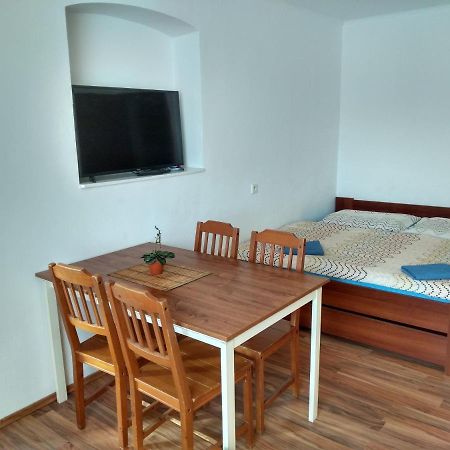 Apartments U Cara 捷克布杰约维采 外观 照片